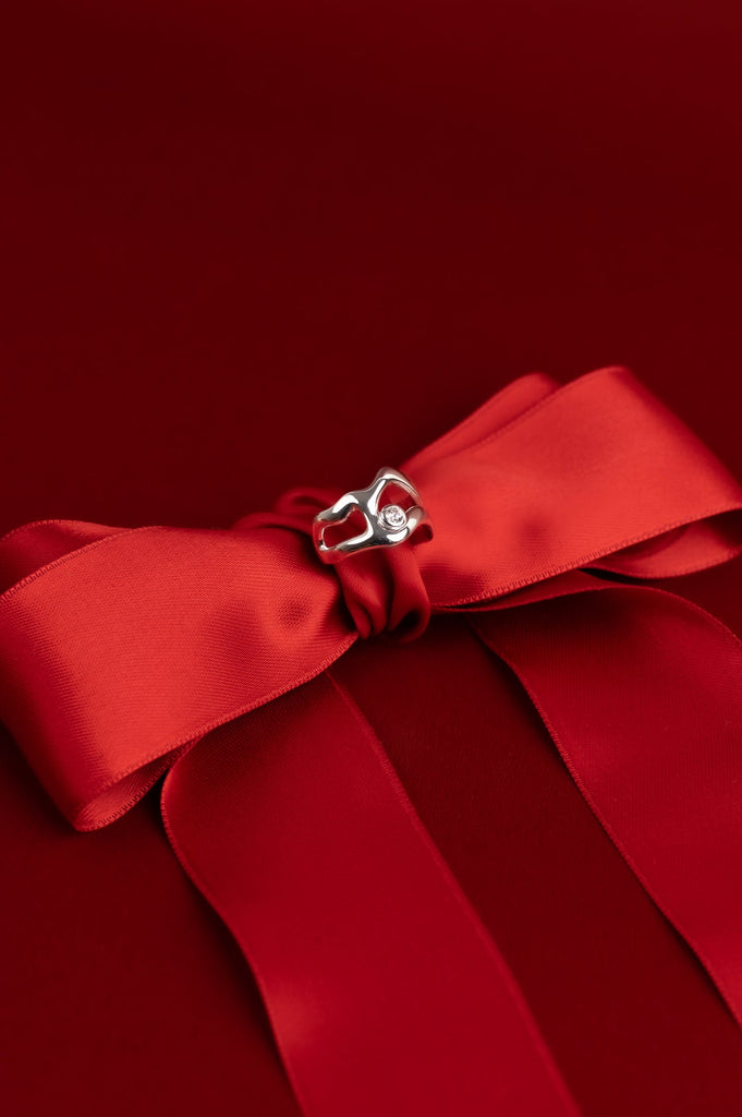 Opret din ønskeliste og vind smykker for 5.000 kr.