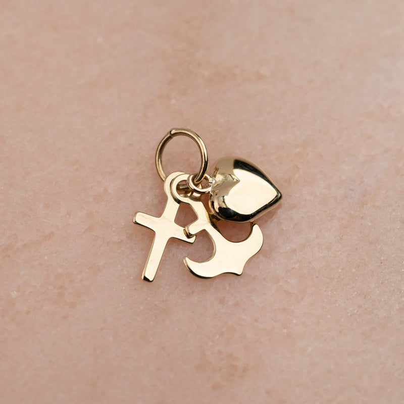 FAITH HOPE LOVE SOLID GOLD PENDANT
