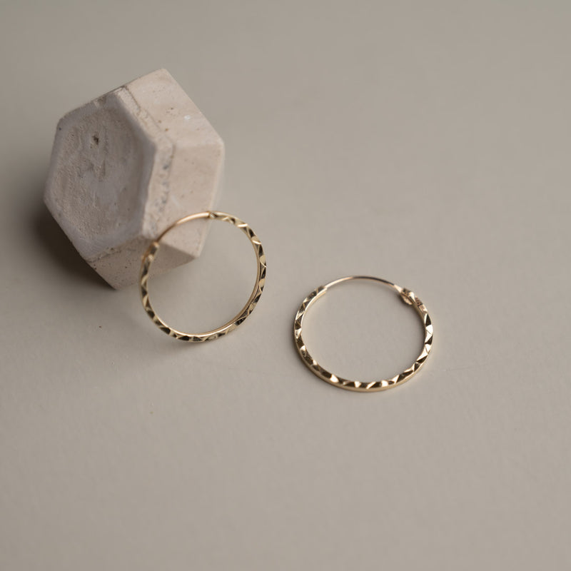 JOHANNA SOLID GOLD CREOL EARRING - 17mm