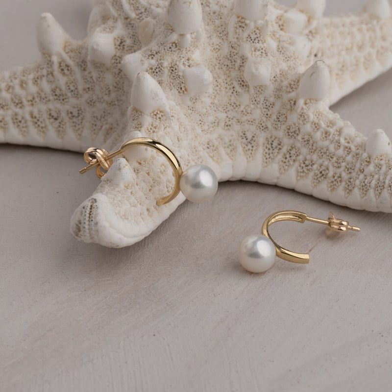 ELAINE PEARL SOLID GOLD EARRING