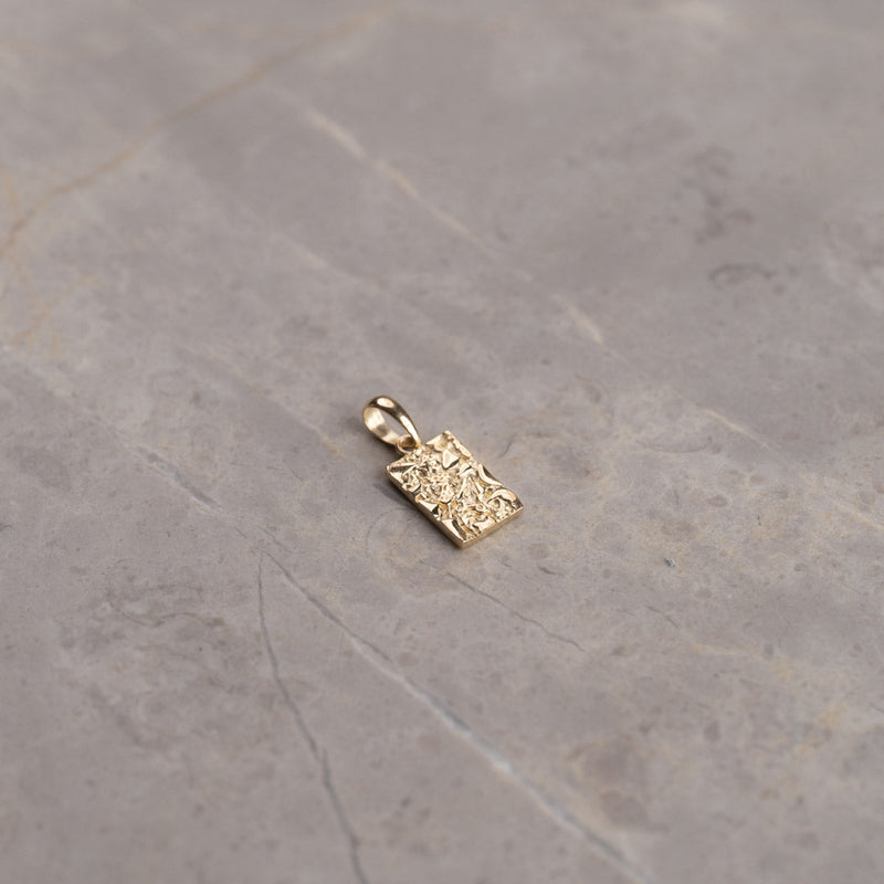 ELMIRA SOLID GOLD PENDANT