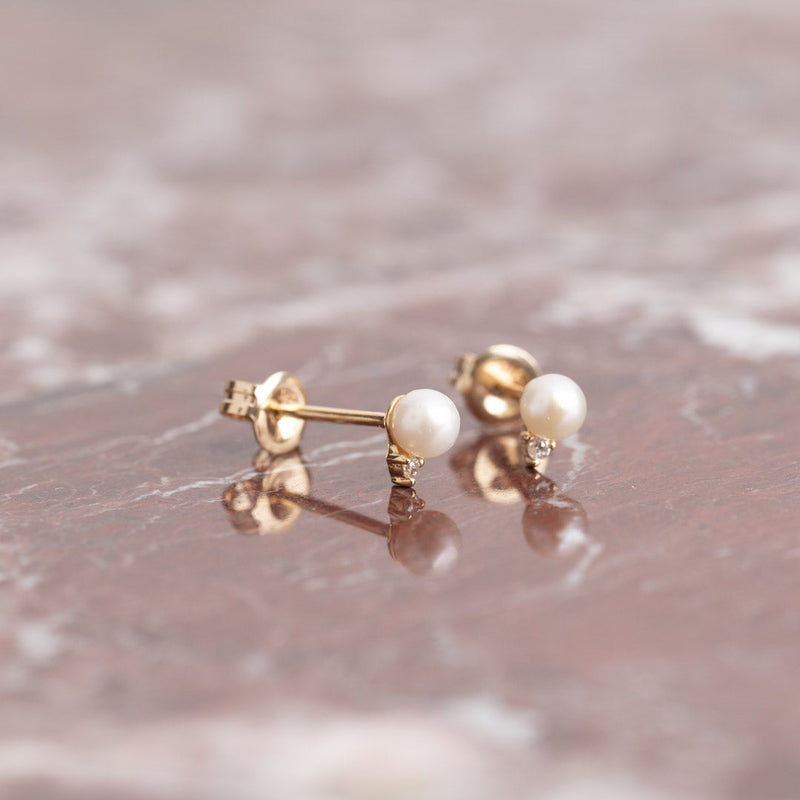 GINA PEARL DIAMOND SOLID GOLD EARRING