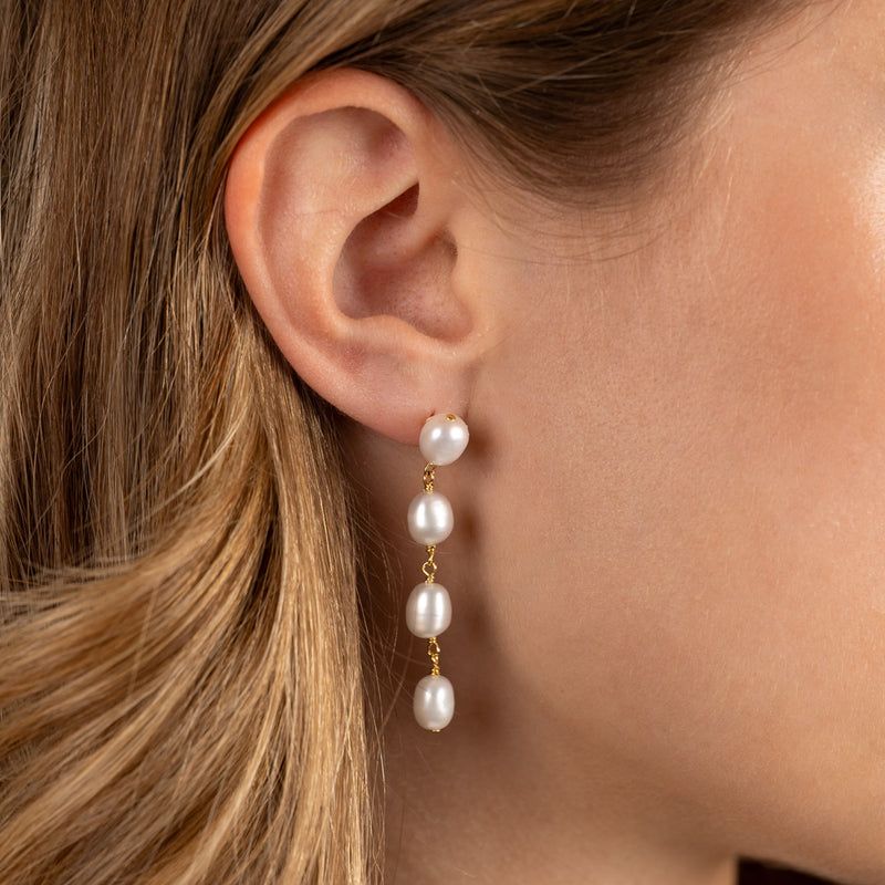 MOLLIE PEARL GOLDEN EARRING