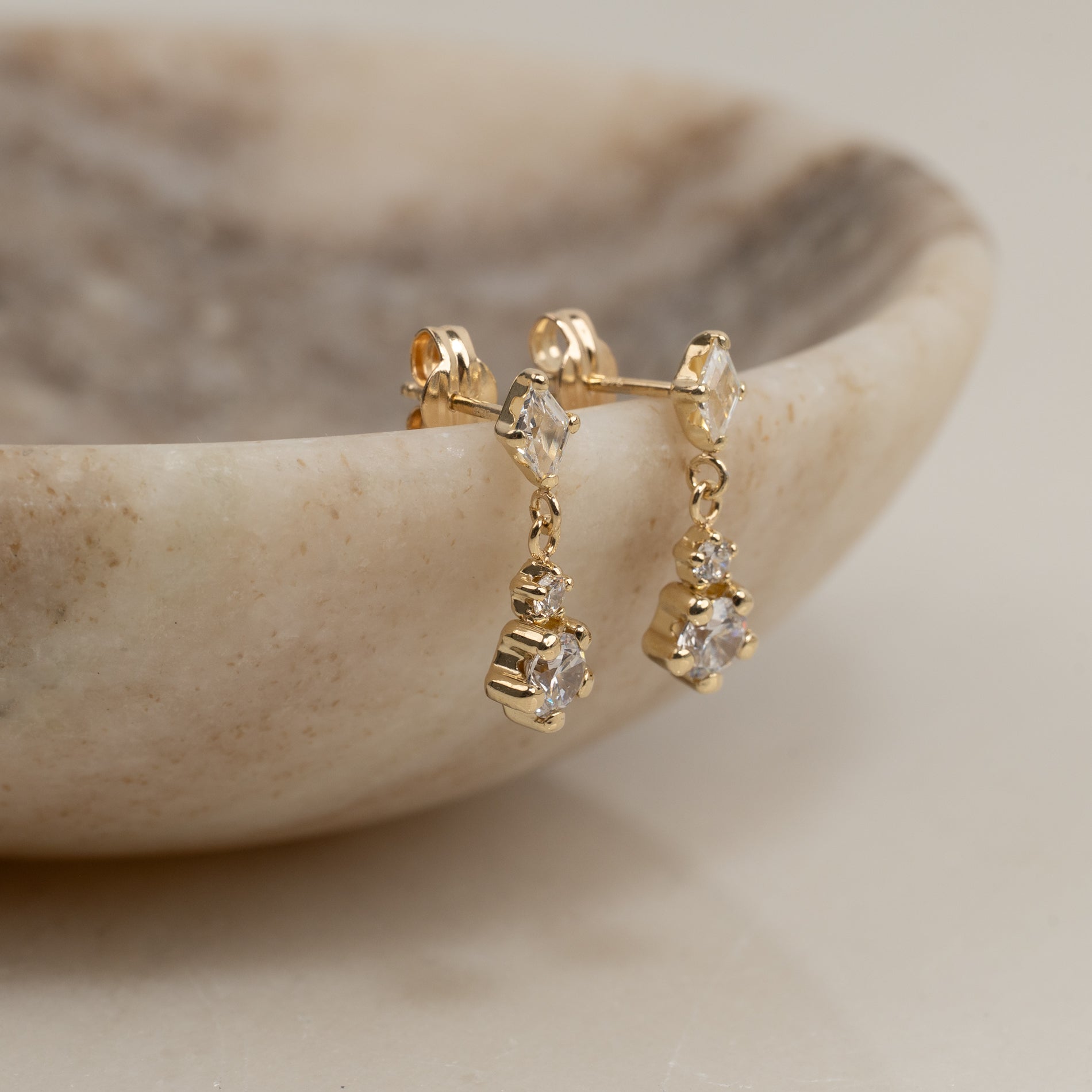 Solid Gold Drop NAOMI CRYSTAL SOLID GOLD DROP EARRING | Fri fragt ved 249,- – Sisi ...