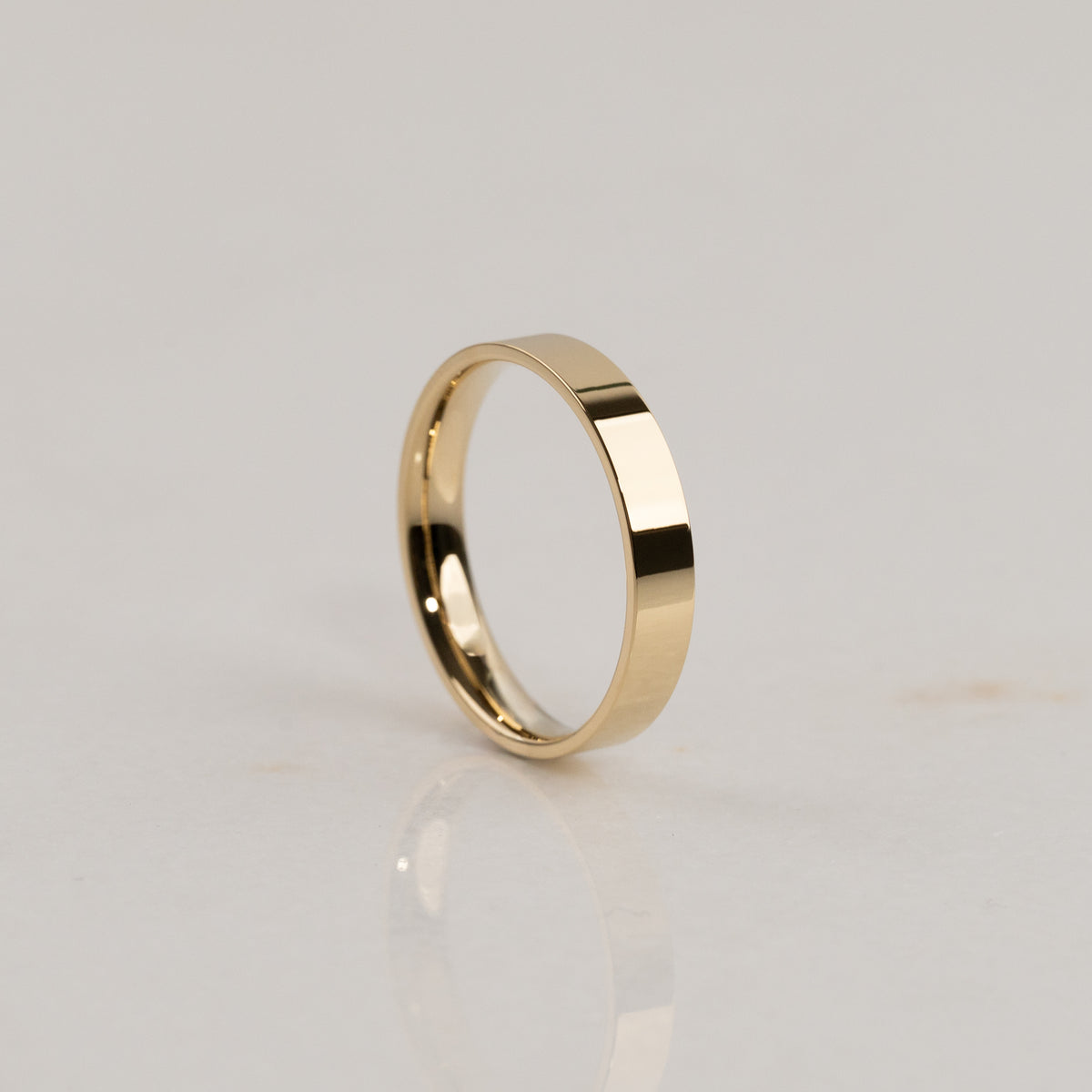 SIMPLE FLAT COMFORT WEDDING BAND