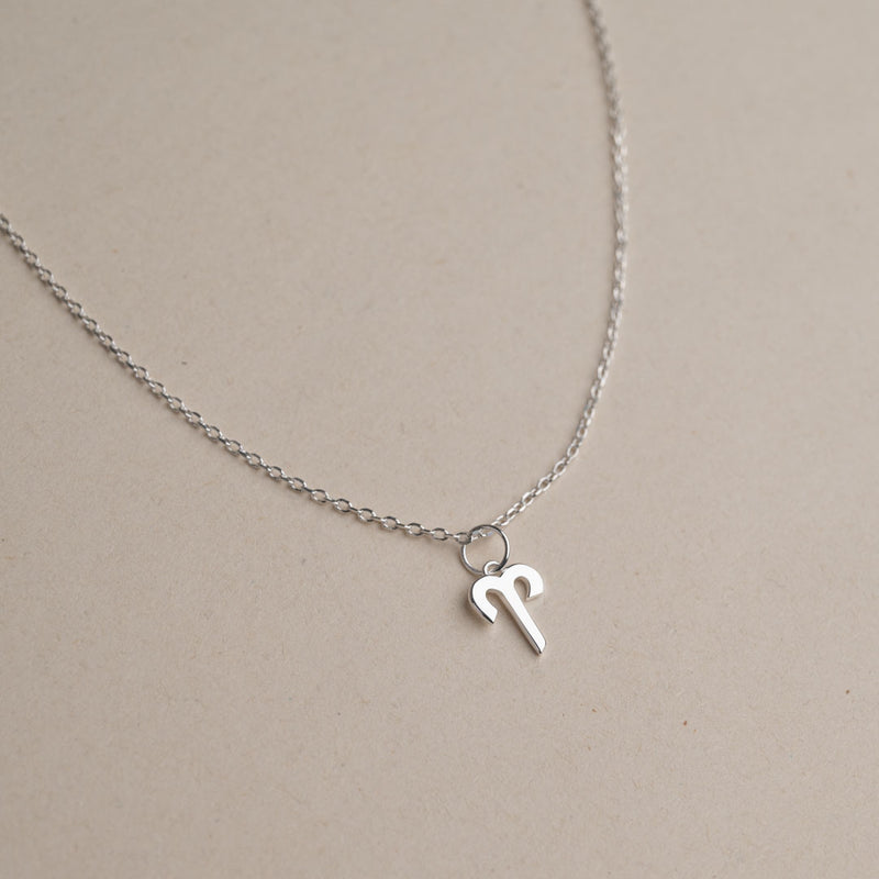 925 sterlingsølv stjernetegn halskæde i et enkelt design se sisi copenhagen smykker til kvinder.