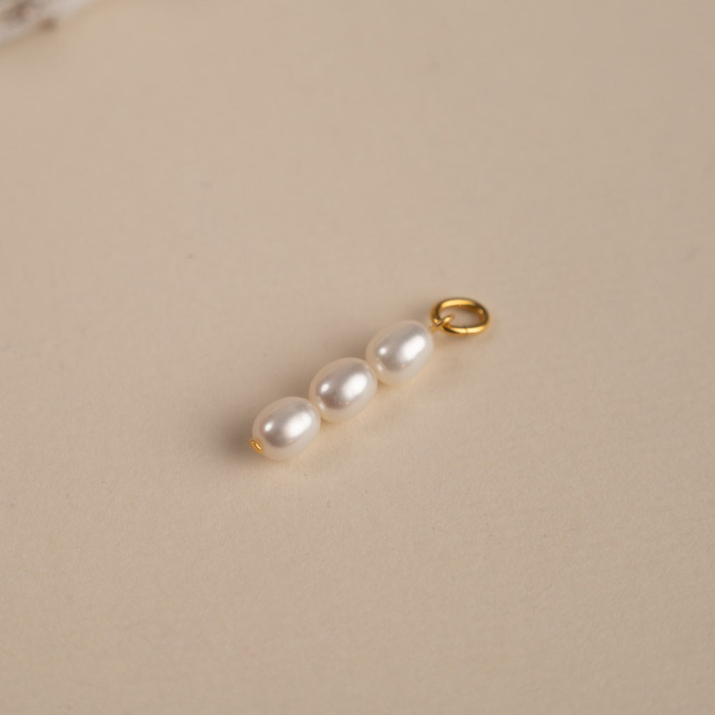 Sølv perle vedhæng klassiske perler mulighed for tilpasning og skræddersyede smykker kom forbi smykkebutik østerbro.