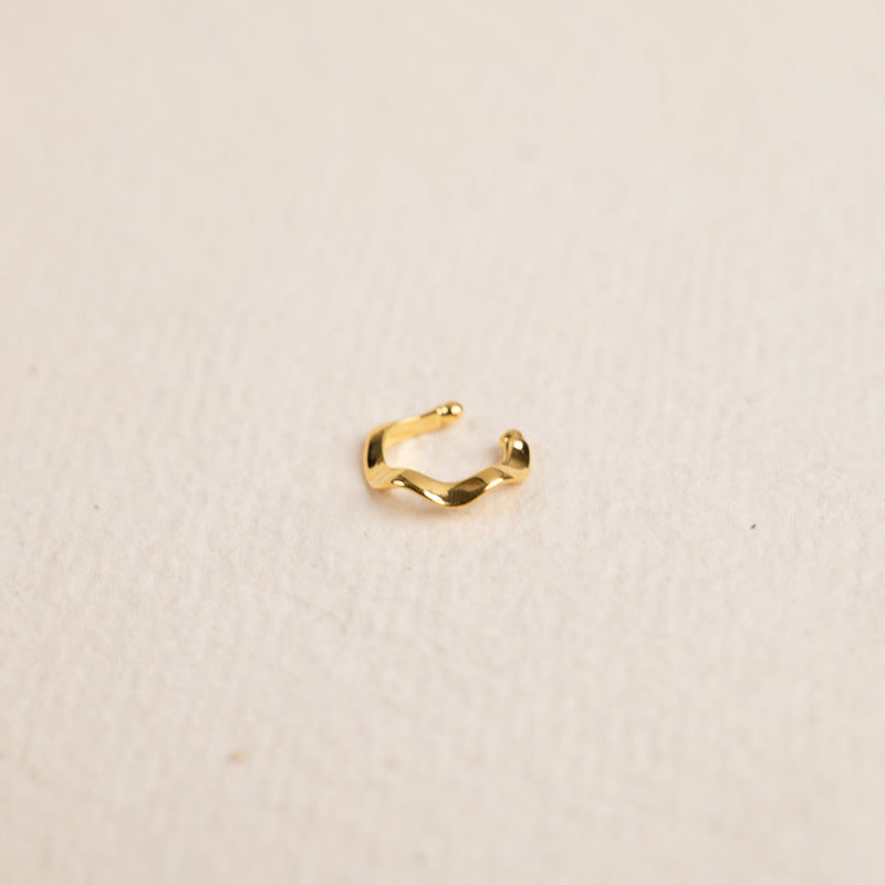 GALIA GOLDEN EAR CUFF