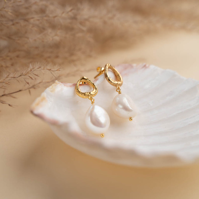 Forgyldt sølv medium creoler ørestikker øreringe i flere størrelser se sisi copenhagen smykker til kvinder.