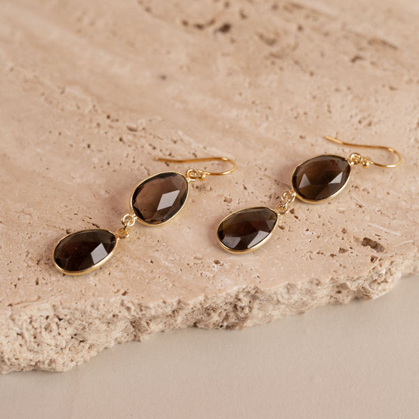 Guldbelagt sølv øreringe fremstillet i ægte materialer kom forbi smykkebutik østerbro.