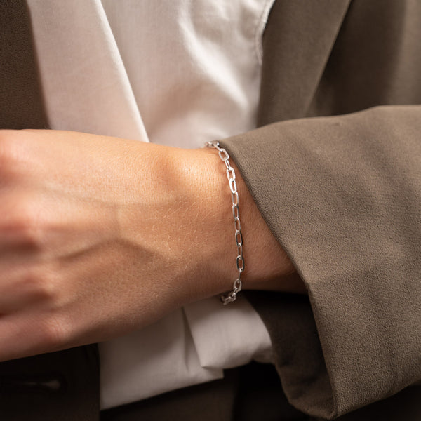 Forgyldt sterlingsølv armbånd certificeret ægte edelstene og ædle metaller se smykkerne hos sisi copenhagen.