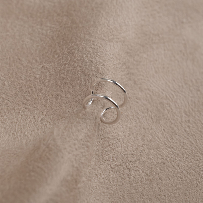 ANNIKA SILVER EAR CUFF