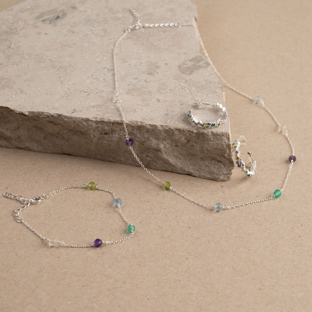 Guldbelagt sølv medium creoler ørestikker øreringe til fornuftige priser sisi smykker til kvinder se mere.