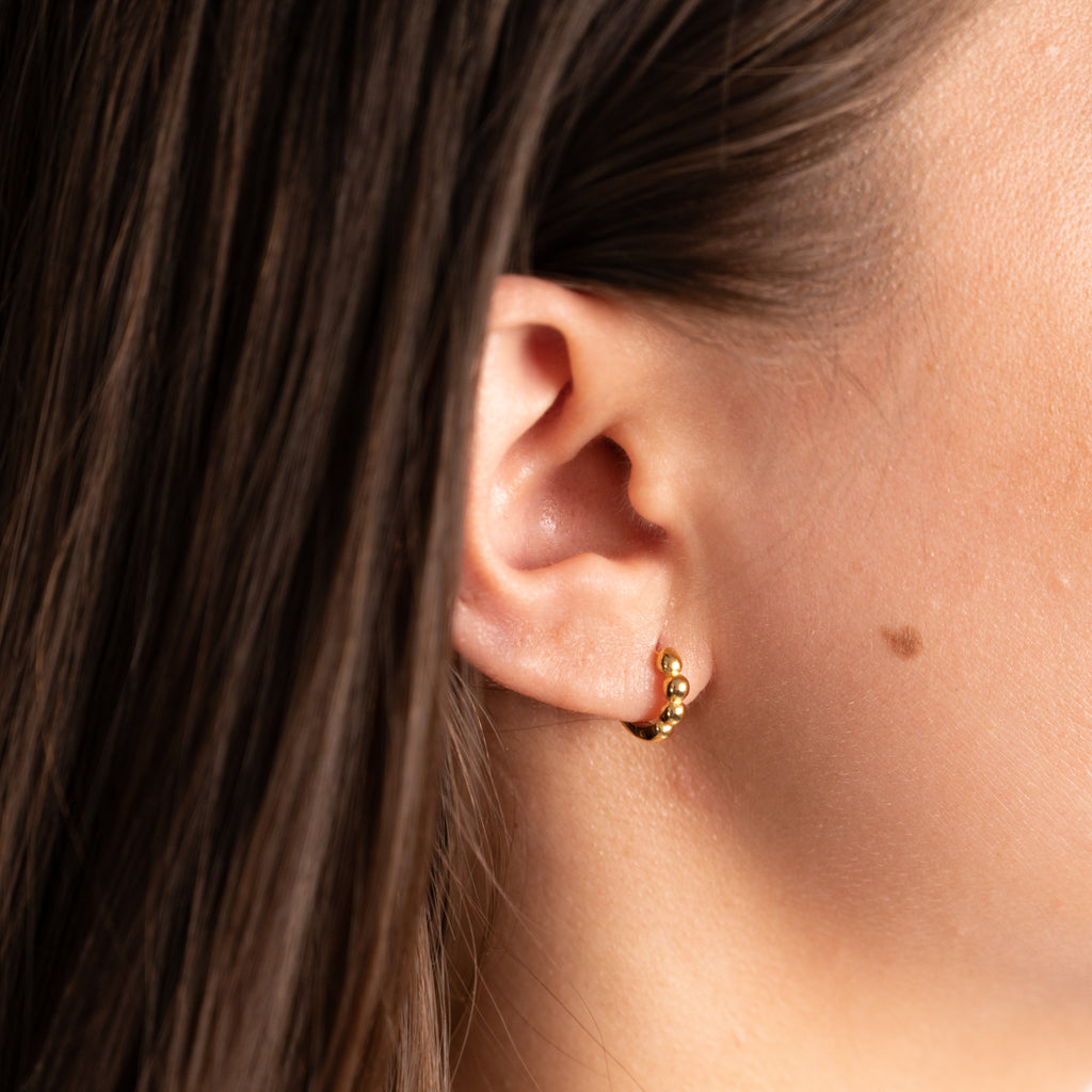 Guldbelagt sølv små øreringe personlig og professionel kundeservice se vores udvalg af smykker.