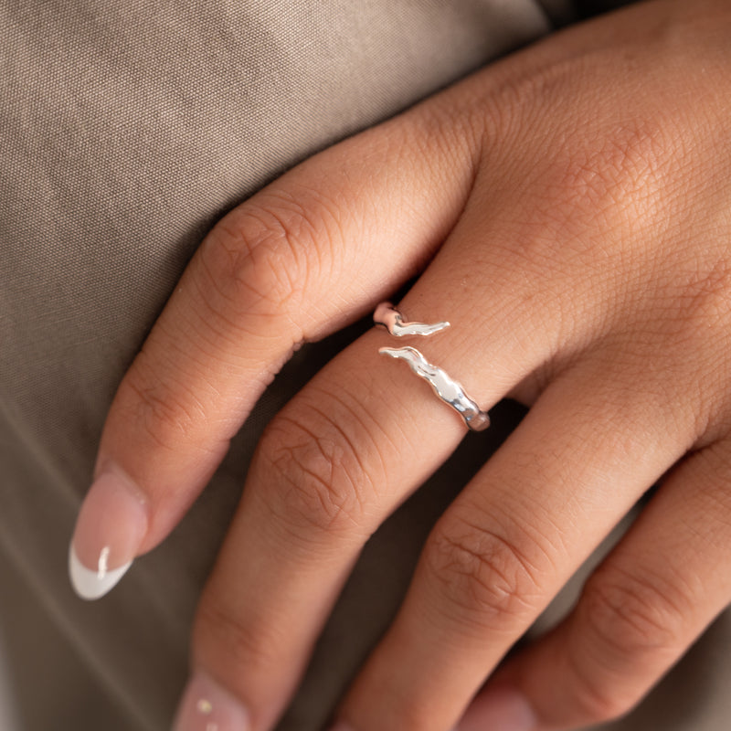 Forgyldt sølv ring i et enkelt design se smykkebutik østerbrogade.