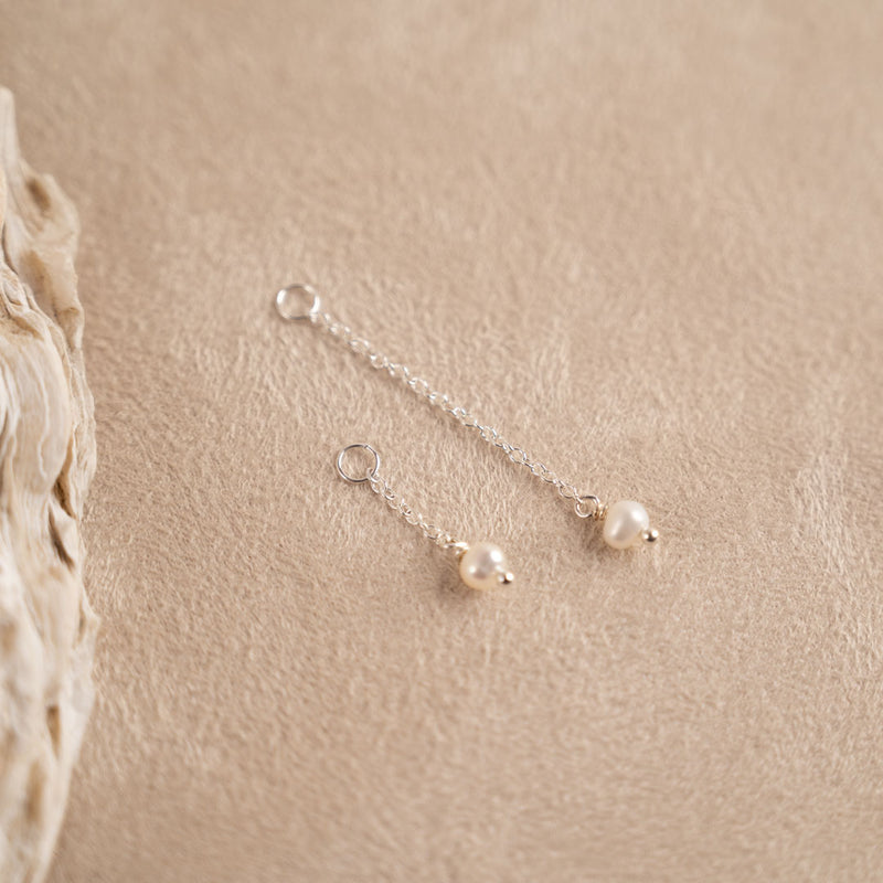 Guldbelagt sølv perle smykkesæt klassiske perler produceret i gode materialer se vores halskæder hos sisi copenhagen.