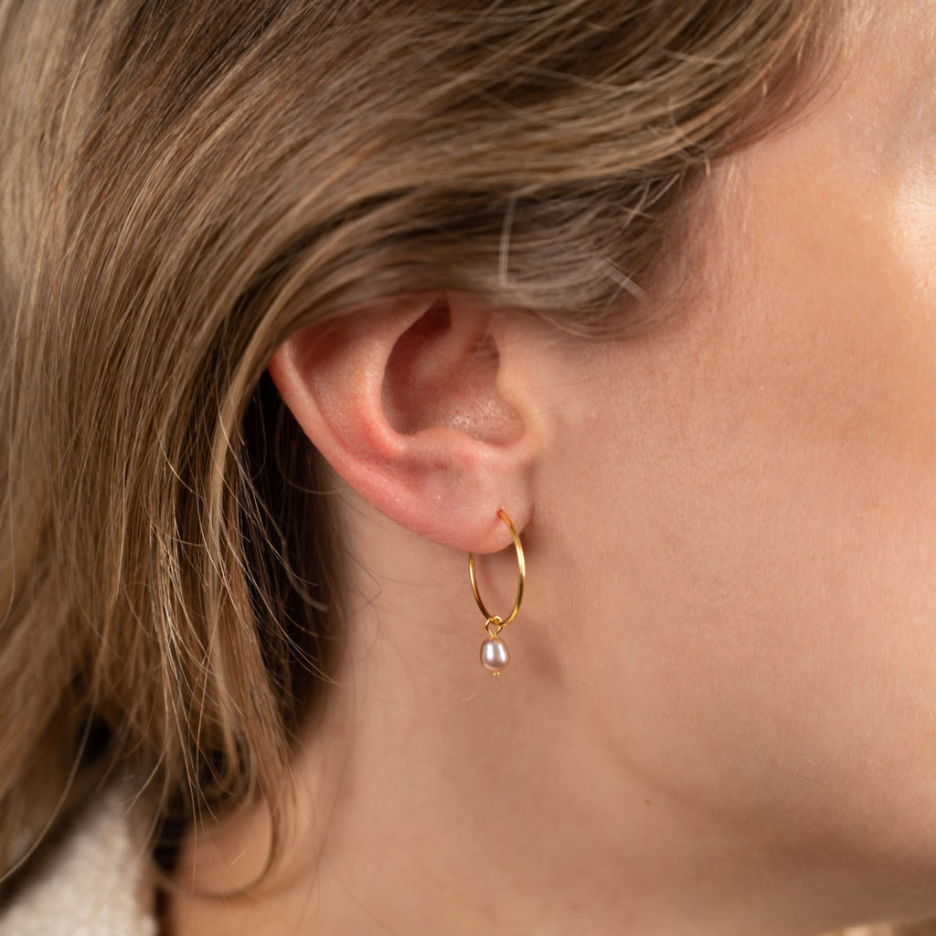 Forgyldt sterlingsølv perle halskæde klassiske perler personlig og professionel kundeservice se vores smykker til kvinder sisi copenhagen.