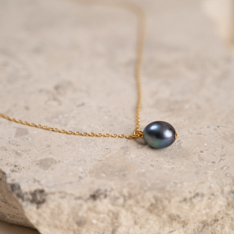 Guldbelagt sølv store creoler perle øreringe barokke perler produceret i gode materialer sisi copenahgen smykker bestil online.