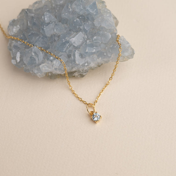 Forgyldt sterlingsølv blå topas halskæde bredt udvalg af smykker til kvinder bestil smykker fra sisi copenhagen i dag.