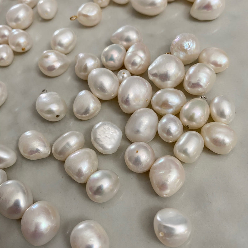 Massiv guld perle halskæde barokke perler fremstillet i ægte materialer se sisi copenhagen smykker i dag.