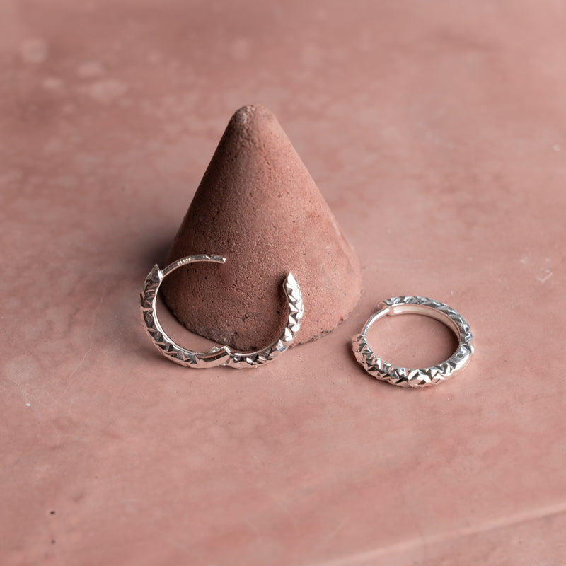 Forgyldt sterlingsølv store ørestikker øreringe fra dansk smykkefirma bestil online hos sisi copenhagen.