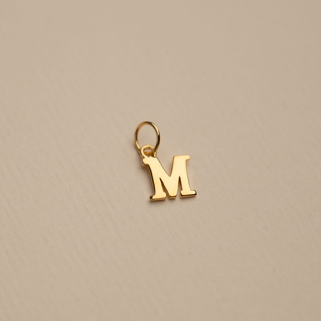 925 sterlingsølv bogstavs halskæde fremstillet i eco sterlingsølv smykker guld og sølv bestil online.