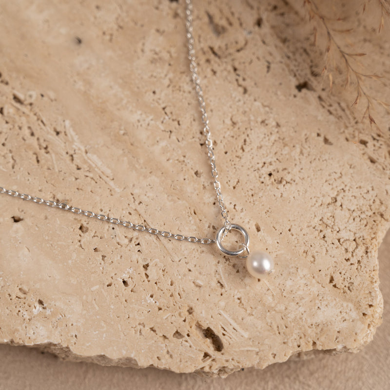 Guldbelagt sølv medium creoler øreringe emalje til gode prise bestil sisi smykker online.