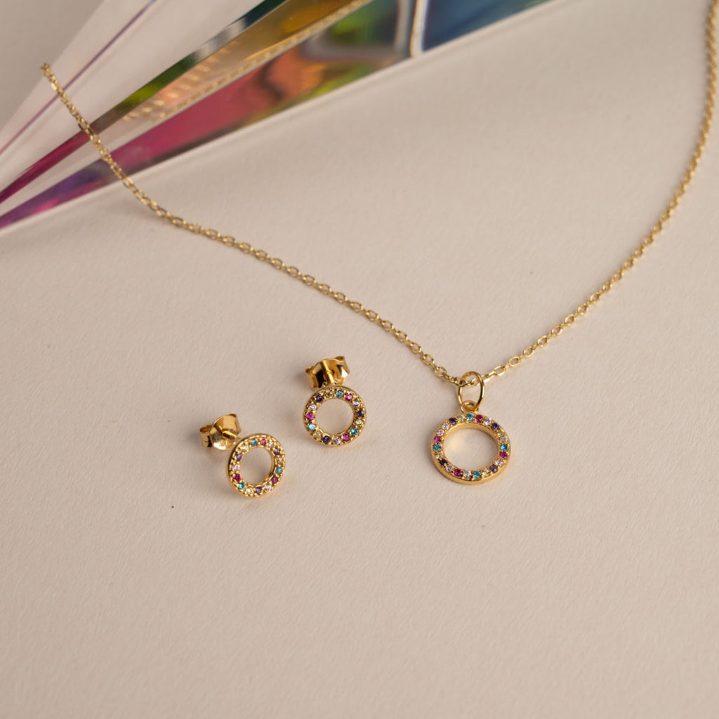 Guldbelagt sølv perle vedhæng klassiske perler høj kvalitet i materialer og håndværk bestil dine sisi smykker her.