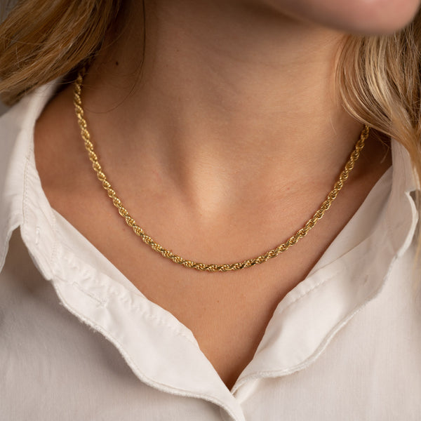 Forgyldt sølv armbånd i klassisk design besøg smykkeforretning østerbrogade.