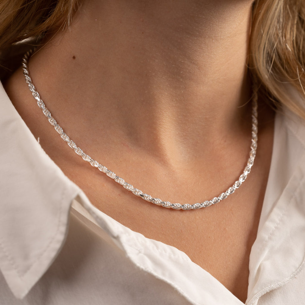 Forgyldt sterlingsølv smykkesæt smykker tilpasset til specielle lejligheder bredt udvalg af smykker.