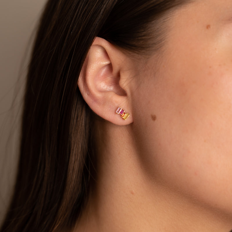 Sterlingsølv mini ørestikker øreringe i flere størrelser bestil smykker til kvinder fra sisi copenhagen.